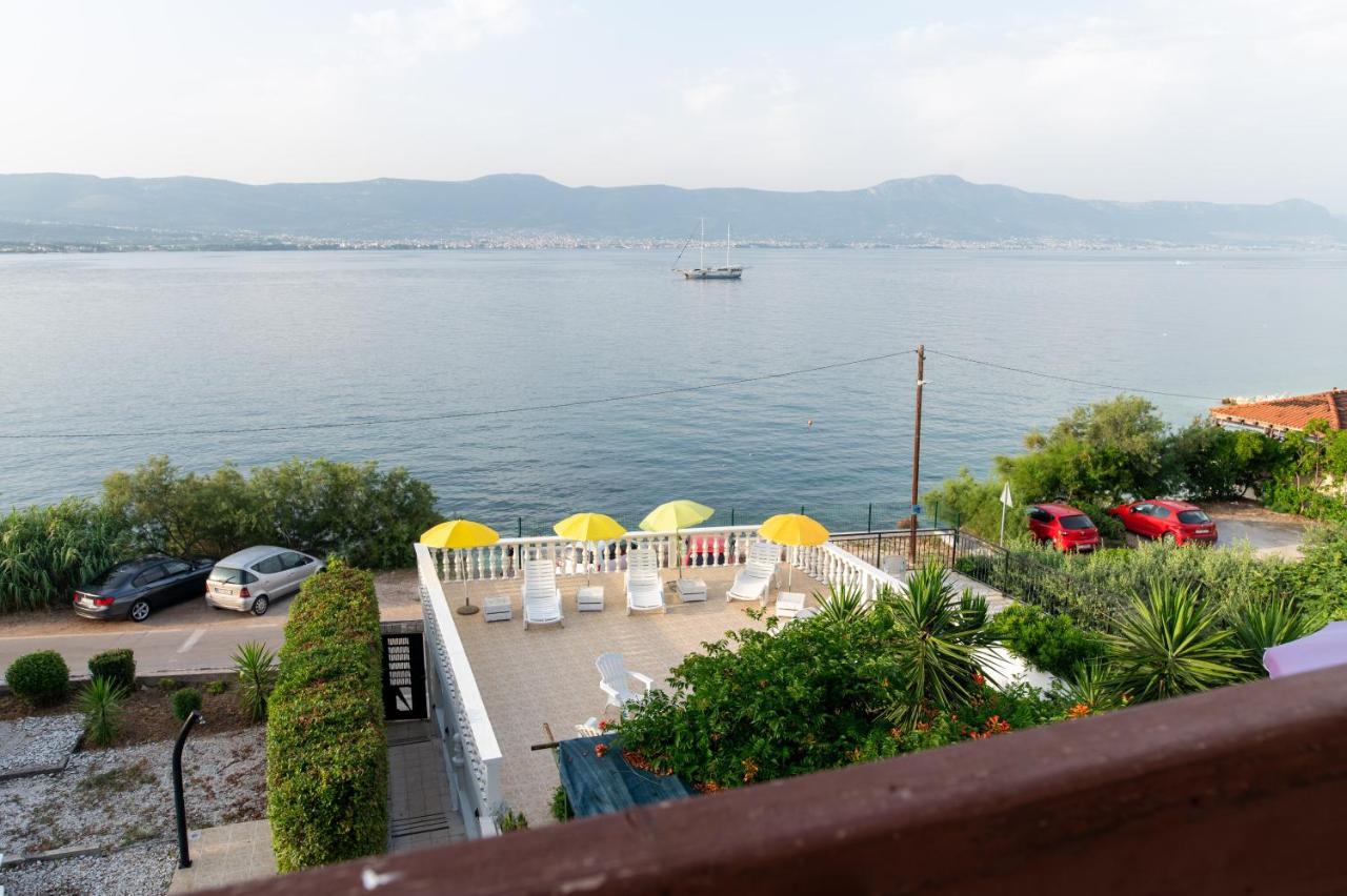 Villa Fjaba - By The Sea - With The Big Terraces & Great Sea View Трогир Экстерьер фото